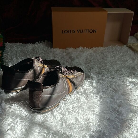 LOUIS VUITTON Low Trainers - LV Men’s Size 9.5 (US Men’s Size 10.5) - Picture 2 of 11